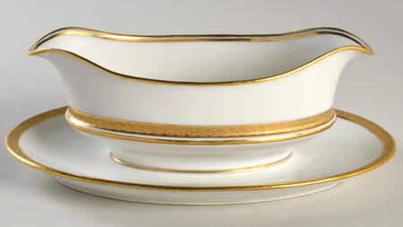 CRG70 Gravy Boat with Attached Underplate