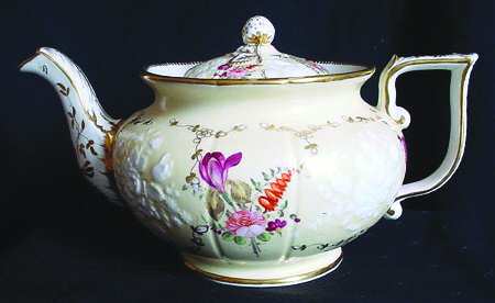 COA129 Teapot & Lid