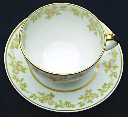 CHF1221 Flat Cup & Saucer Set