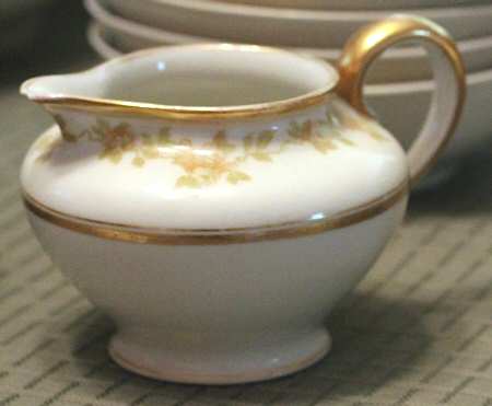 CHF1221 Creamer