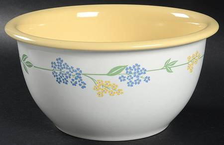 Secret Garden (Corelle) 9" Mixing Bowl