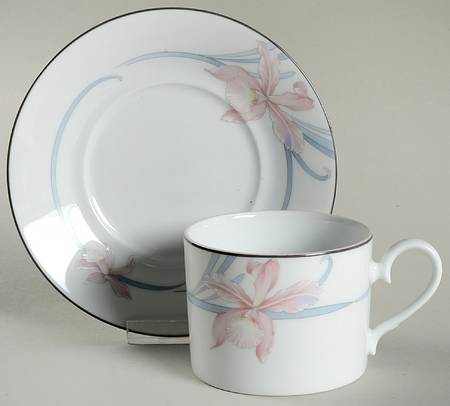 Maui Flat Cup & Saucer Set