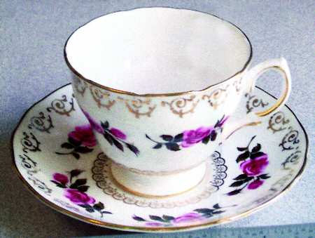 8245 Footed Cup & Saucer Set