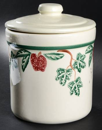 Apple & Ivy Medium Canister & Lid