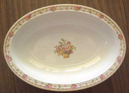 CHF1249 10" Oval Vegetable Bowl