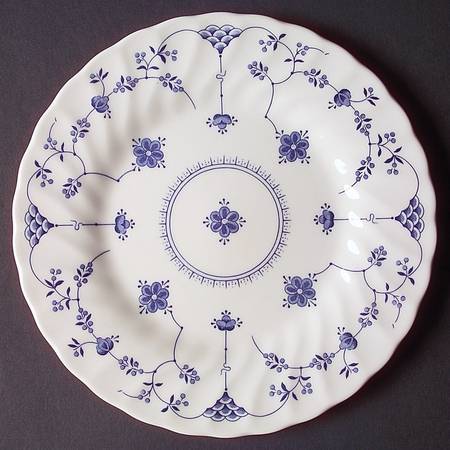 Finlandia (Swirl Rim, Columbia, Malaysia) Salad/Dessert Plate by Churchill