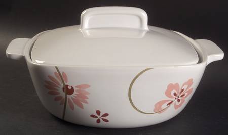 Pretty Pink (Corelle) 2.5 Quart Square Casserole with Lid