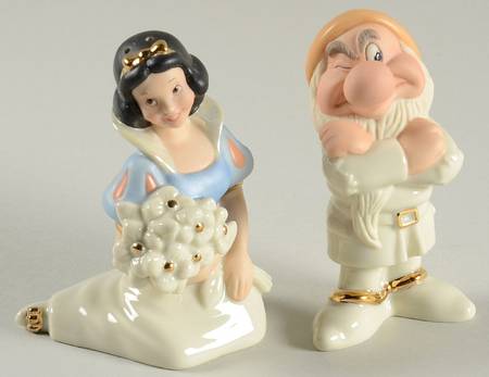 Snow White Salt & Pepper Set