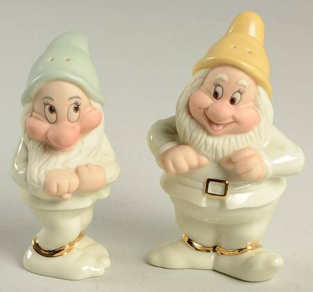 Snow White Salt & Pepper Set