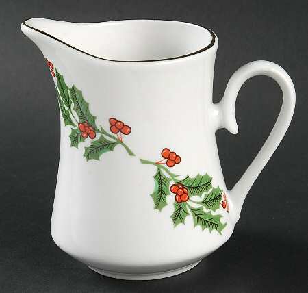 CX324 Creamer