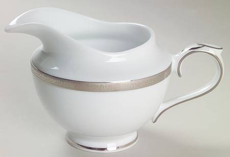 Grand Buffet Platinum Creamer