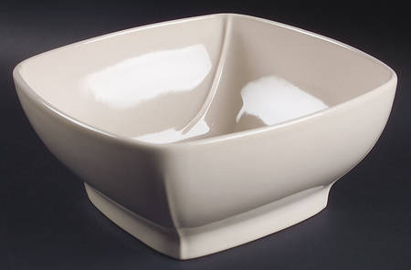 Corso Ivory 9" Round Vegetable Bowl