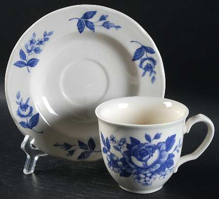 CCH36 Footed Cup & Saucer Set