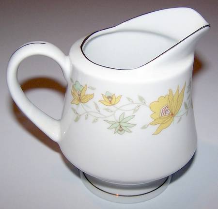 CX241 Creamer