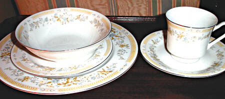 CX336 Footed Cup & Saucer Set
