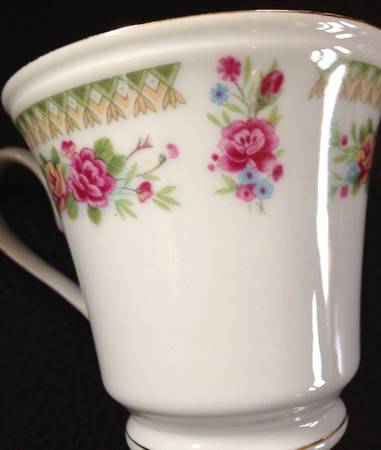 CX346 Footed Cup
