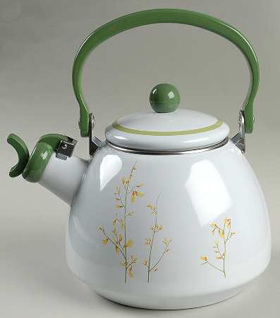 Kobe (Corelle) Metal Whistler Kettle & Lid