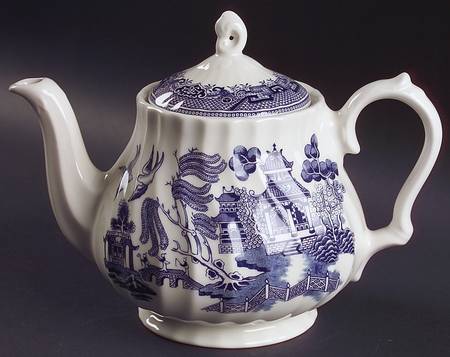 Blue Willow (Swirl, Columbia, Malaysia, England) Teapot & Lid by Churchill
