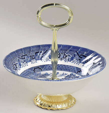 Blue Willow (Swirl, Columbia, Malaysia, England) 6"-7" Handled Footed Nut Dish HC by Churchill