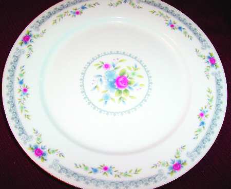 CX359 Dinner Plate