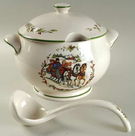 Winter Wonderland Tureen & Lid w/Ladle
