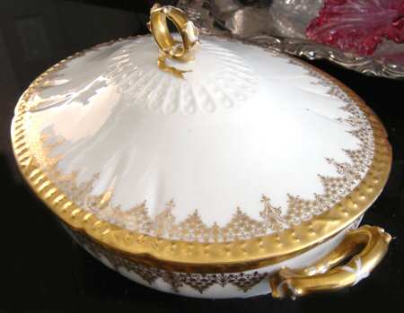 CHF1329 Oval Covered Vegetable