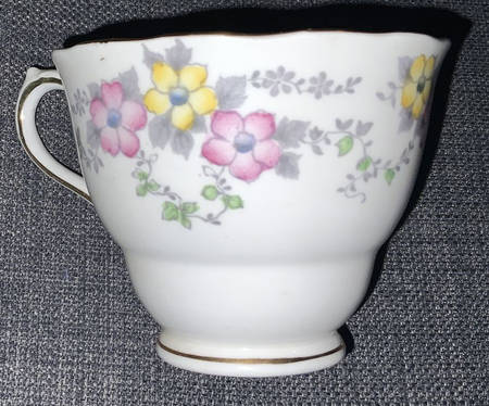 6595 Footed Cup