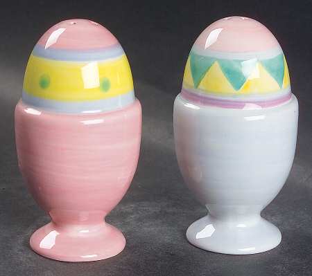 Bunny Blossoms Figural Salt and Pepper