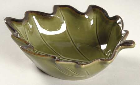 Embassy Harvest 8" Leaf Bowl