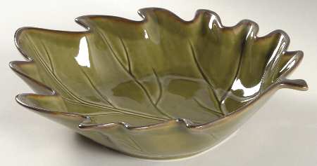 Embassy Harvest 14" Leaf Bowl