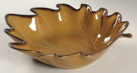 Embassy Harvest 14" Leaf Bowl