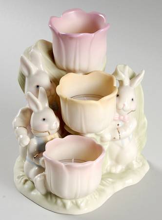 Easter Tulip Tea Light Holder (Holds 3)
