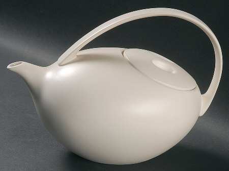 Basso (Bone) Teapot & Lid by Calvin Klein
