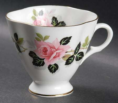 850-52 Footed Cup