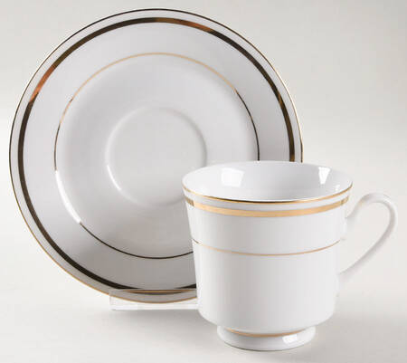 D'Or Footed Cup & Saucer Set