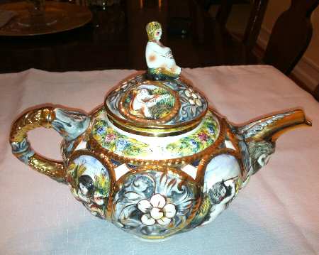 1366 Teapot & Lid