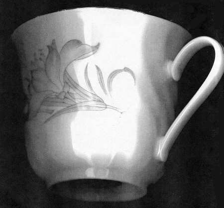 Lavender Lilies Footed Cup