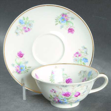 CHF1362 Flat Cup & Saucer Set