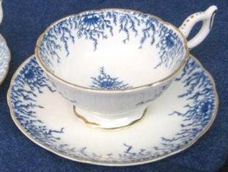 9248 Footed Cup & Saucer Set