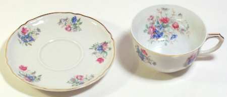 CHF1370 Flat Cup & Saucer Set