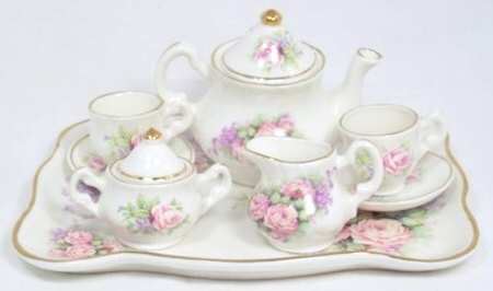 Romance Rose (Not Swirl) 10 Piece Toy Tea Set