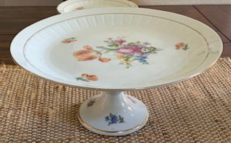 CZ11 Footed Cake Plate