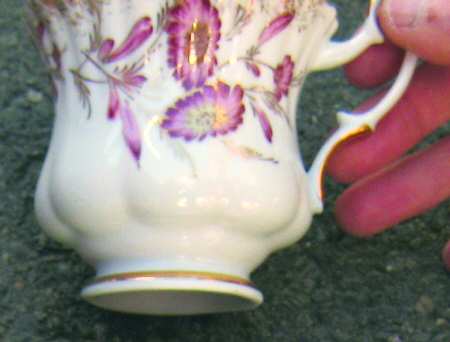 CHZ40 Footed Cup