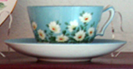 CRS151 Footed Cup & Saucer Set