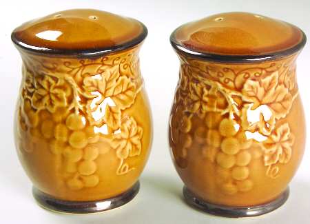Bordeaux Gold Salt & Pepper Set