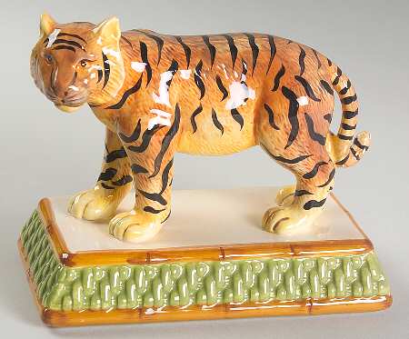 Empire Figural Napkin Ring