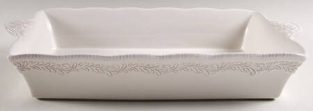 Renaissance Ivory 19" Rectangular Baker