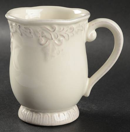 Renaissance Ivory Mug