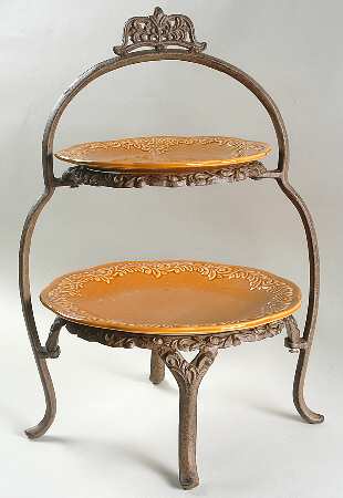 Renaissance Gold 2 Tier Metal Plate Holder