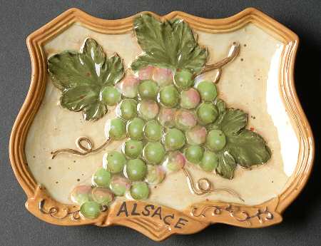 Grand Vin Canape Plate